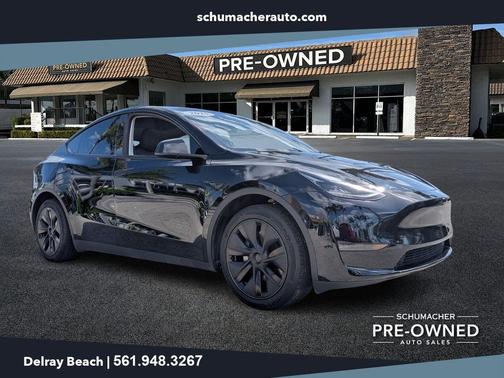 Black 2025 Tesla Model Y Long Range