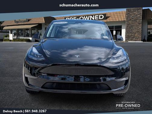 Black 2025 Tesla Model Y Long Range