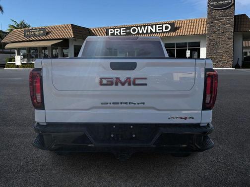 2024 GMC Sierra 1500 AT4X