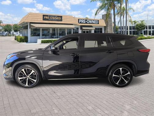 2022 Toyota Highlander XSE