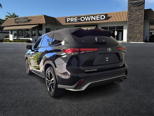 2022 Toyota Highlander XSE