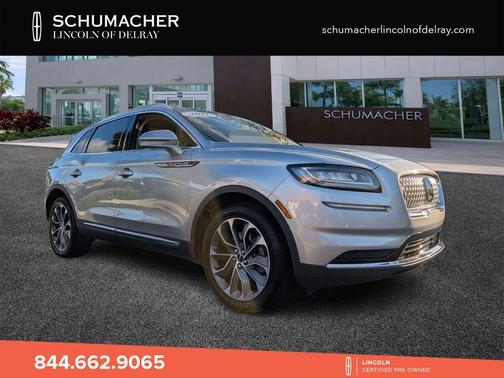 Radiance Metallic 2022 Lincoln Nautilus Reserve