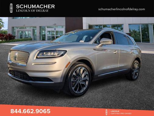 Radiance Metallic 2022 Lincoln Nautilus Reserve