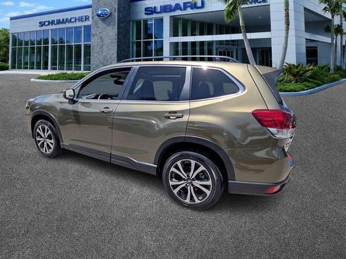 Autumn Green Metallic 2023 Subaru Forester Limited