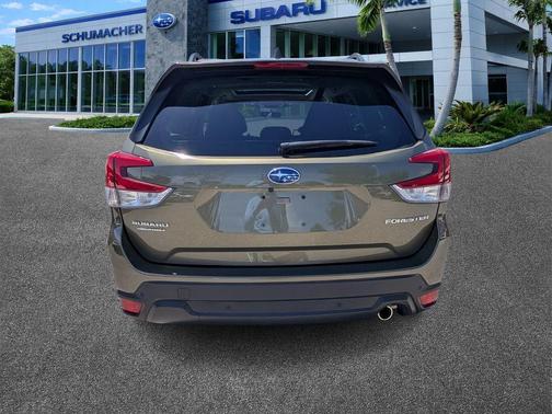 Autumn Green Metallic 2023 Subaru Forester Limited