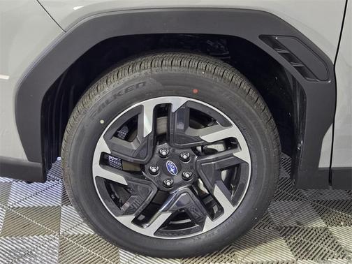 2025 Subaru Forester Hybrid Premium