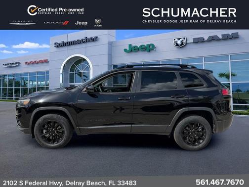 Diamond Black 2023 Jeep Cherokee Altitude Lux