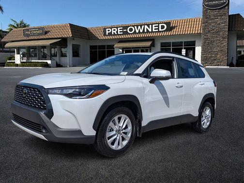 2024 Toyota Corolla Cross LE