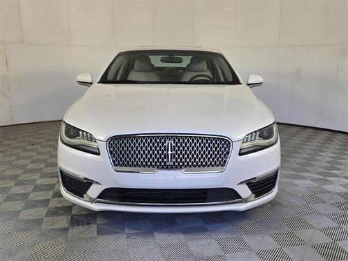 2017 Lincoln MKZ Select