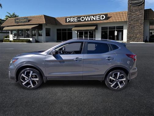 2022 Nissan Rogue Sport SL