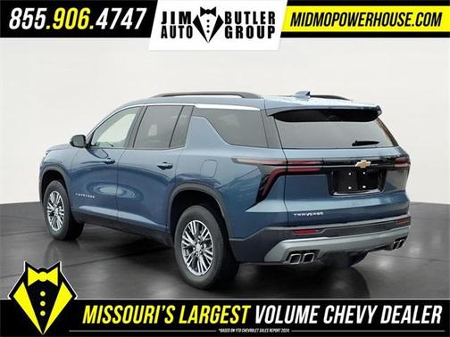 2025 Chevrolet Traverse LT