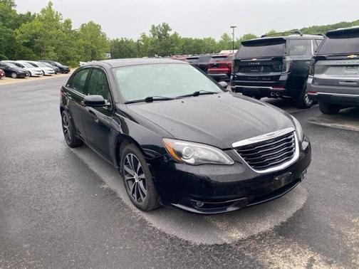 2011 Chrysler 200 S