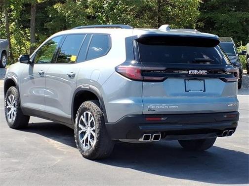 2024 GMC Acadia AT4