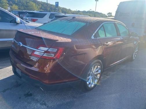2015 Ford Taurus Limited