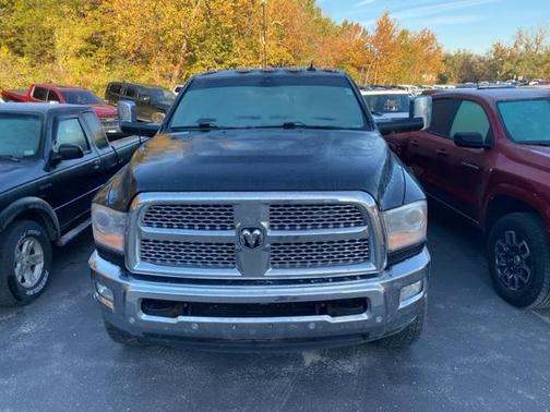 2017 RAM 3500 Laramie