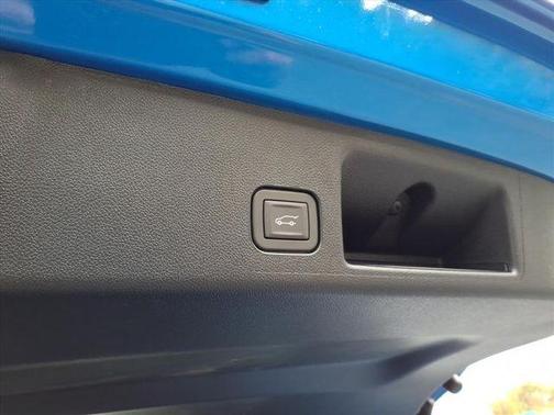 2026 Chevrolet Equinox EV LT 2