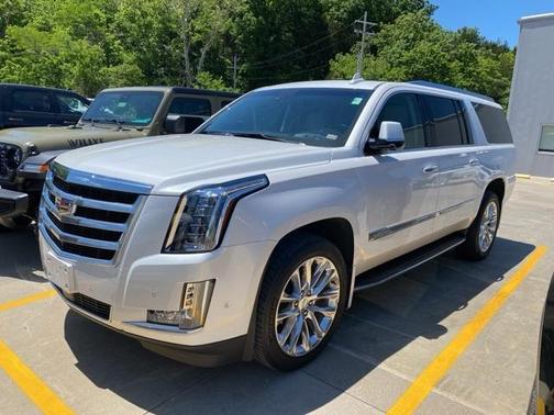 2018 Cadillac Escalade ESV Premium Luxury