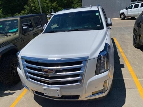 2018 Cadillac Escalade ESV Premium Luxury