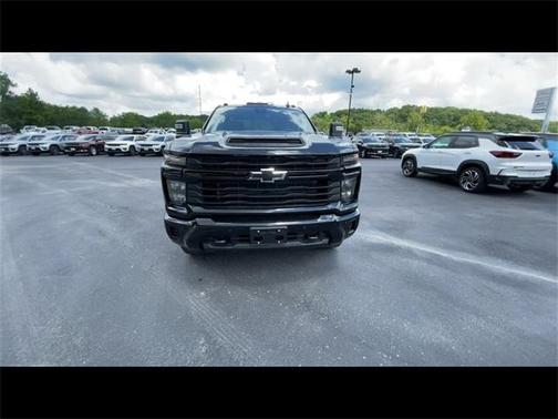 2025 Chevrolet Silverado 2500 Custom