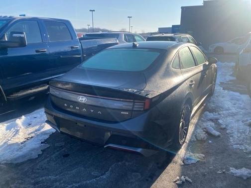 2025 Hyundai SONATA Hybrid SEL