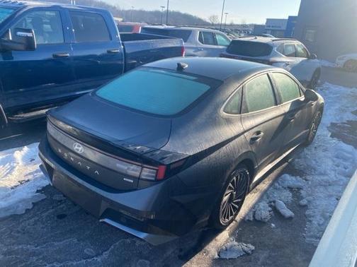 2025 Hyundai SONATA Hybrid SEL