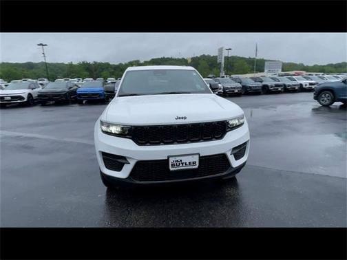 2024 Jeep Grand Cherokee Laredo