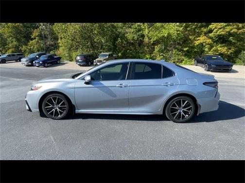 2021 Toyota Camry 