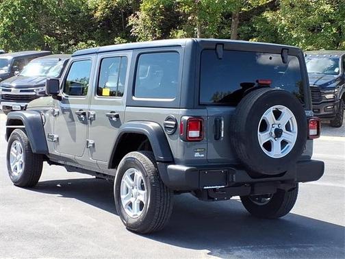 2022 Jeep Wrangler Unlimited Sport