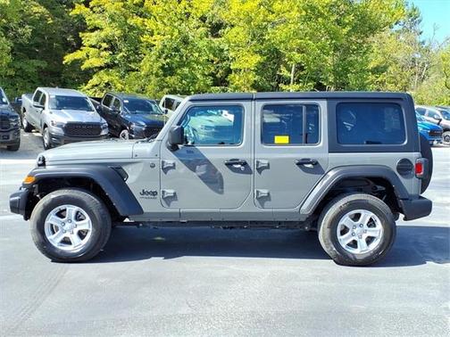 2022 Jeep Wrangler Unlimited Sport