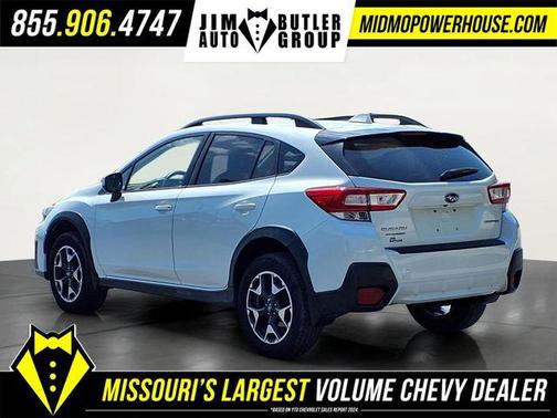 Crystal White Pearl 2019 Subaru Crosstrek 2.0i Premium