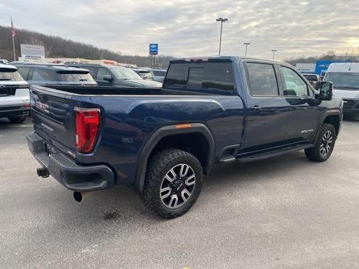 2022 GMC Sierra 2500 AT4