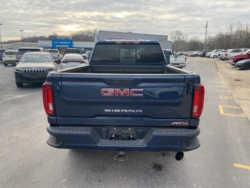 2022 GMC Sierra 2500 AT4