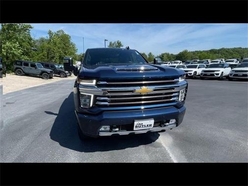 2022 Chevrolet Silverado 2500 High Country