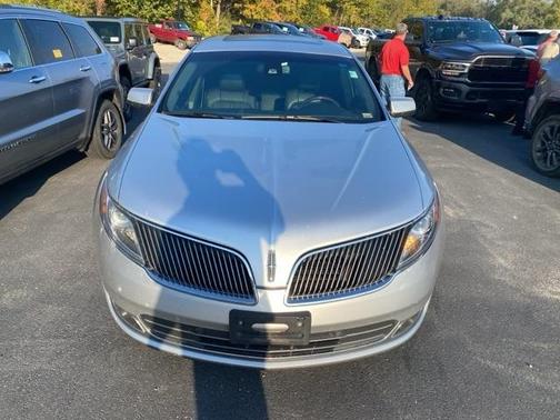 2013 Lincoln MKS Base