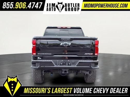 Black 2026 Chevrolet Silverado 2500 ZR2