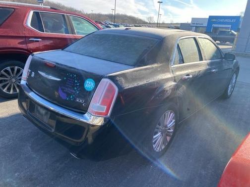 2012 Chrysler 300C Base