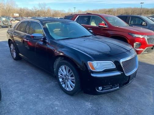 2012 Chrysler 300C Base