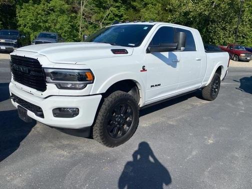 2022 RAM 3500 Laramie