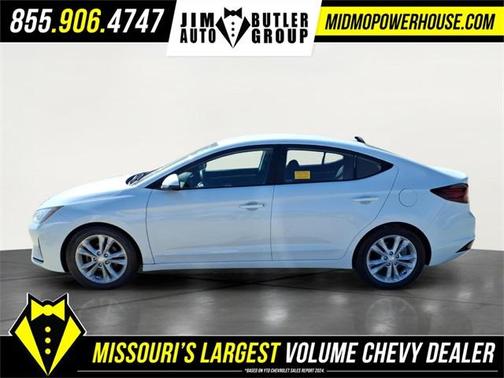 2019 Hyundai ELANTRA SE