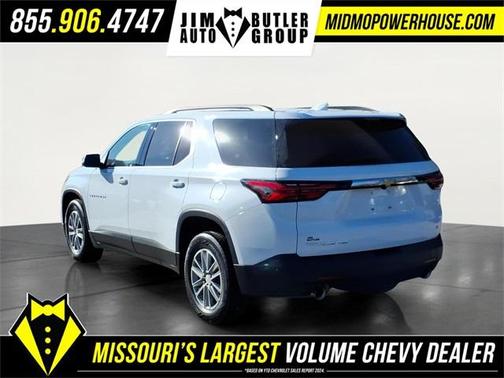 2023 Chevrolet Traverse LT Cloth