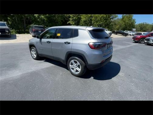 2024 Jeep Compass Sport