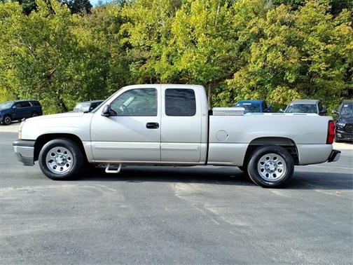 2005 Chevrolet Silverado 1500 LS Extended Cab