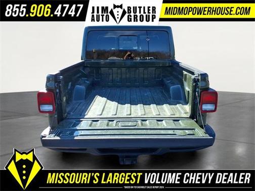 2022 Jeep Gladiator Overland