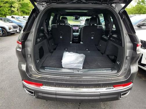 2025 Jeep Grand Cherokee L Overland