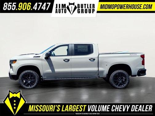 White Sand 2026 Chevrolet Silverado 1500 Custom Trail Boss