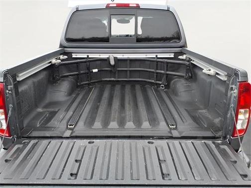 2020 Nissan Frontier SV