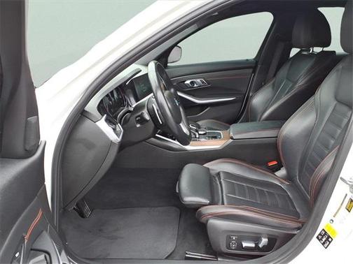 2020 BMW 330 i xDrive