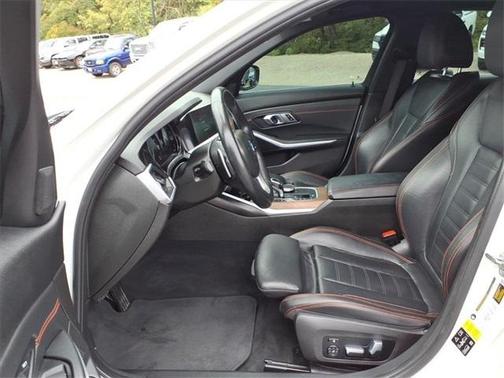 2020 BMW 330 i xDrive