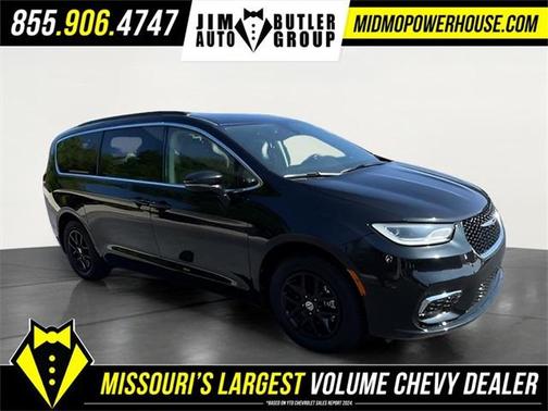 2022 Chrysler Pacifica Touring-L