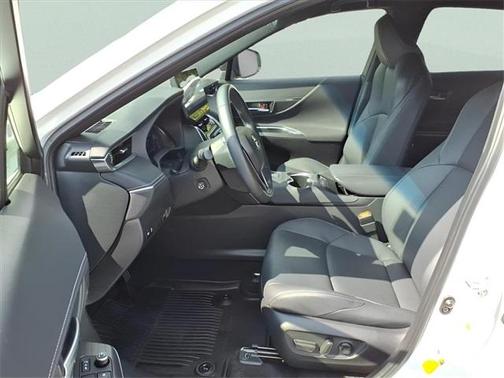 2024 Toyota Venza Nightshade